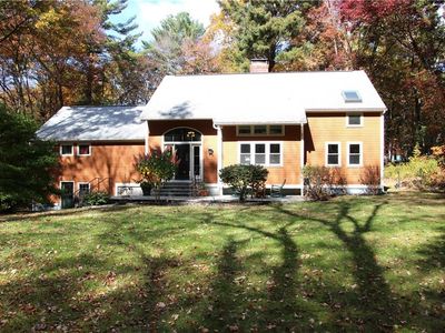9 Winchester Ave, North Smithfield, RI, 02896