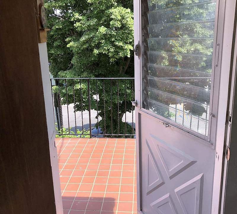 1st image of 2056 49th St #3