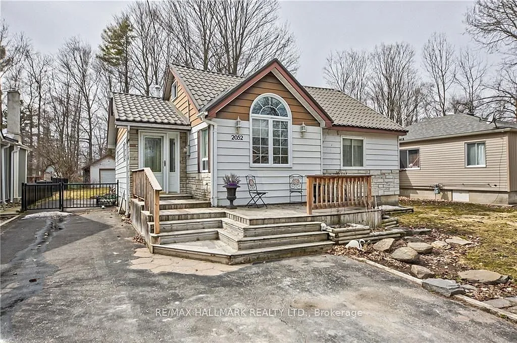3 bed, $2,550 — Photo 1