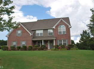 15 Maple Creek Dr, Newnan, GA 30263