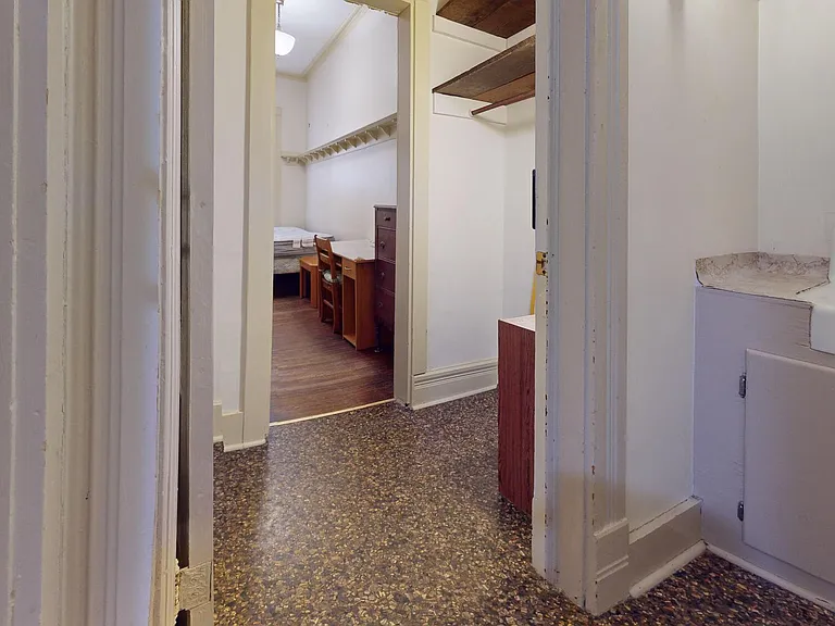 214 Steward Avenue — Photo 36