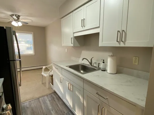 10 E Windsor Terrace, Freehold, NJ 07728