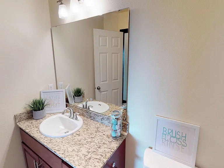 Town Square Townhomes — Photo 10