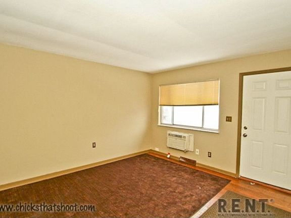 2nd image of 654 & 656 Russell Ave