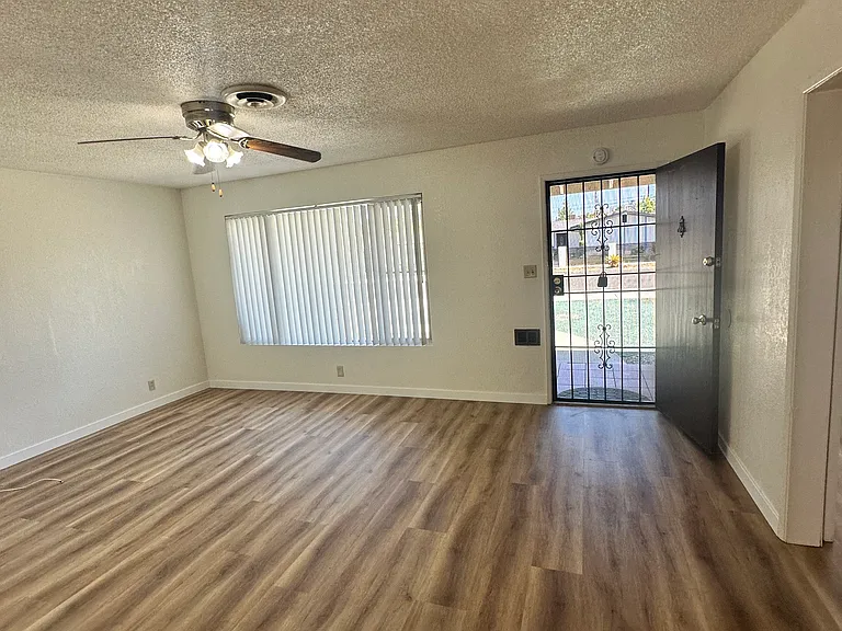 941 Leslie Dr — Photo 19