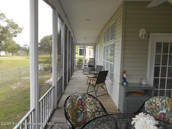 14725 Rialto Ave, Brooksville, FL 34613