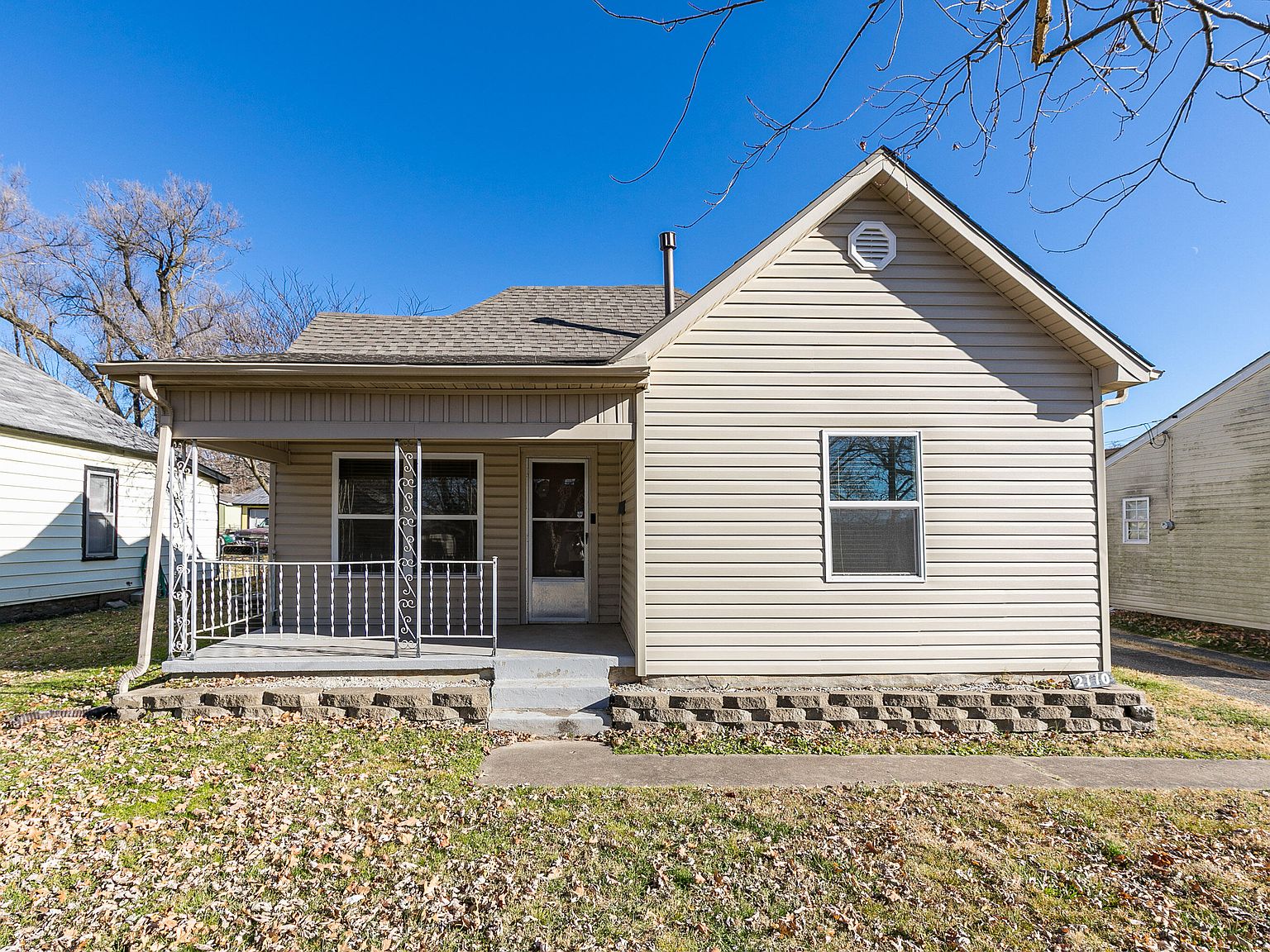 2110 North Pickwick Avenue, Springfield, MO 65803 Zillow