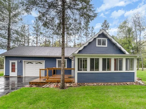 100 Redwine Dr, Houghton Lake, MI 48629