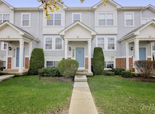 324 Holiday Ln, Hainesville, IL 60073