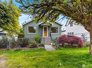 705 N 104th St, Seattle, WA 98133