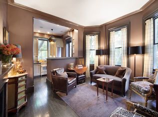 274 W 12th St APT 1R, New York, NY 10014