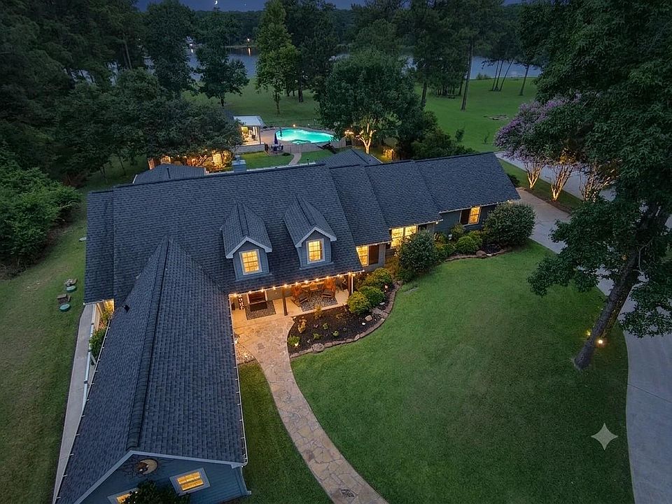 1st image of 20003 Country Lake Dr N