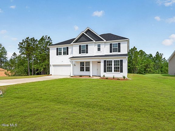 3rd image of 77 Darmouth Drive