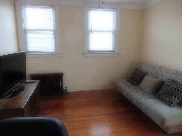 211th Street, Queens — Photo 2