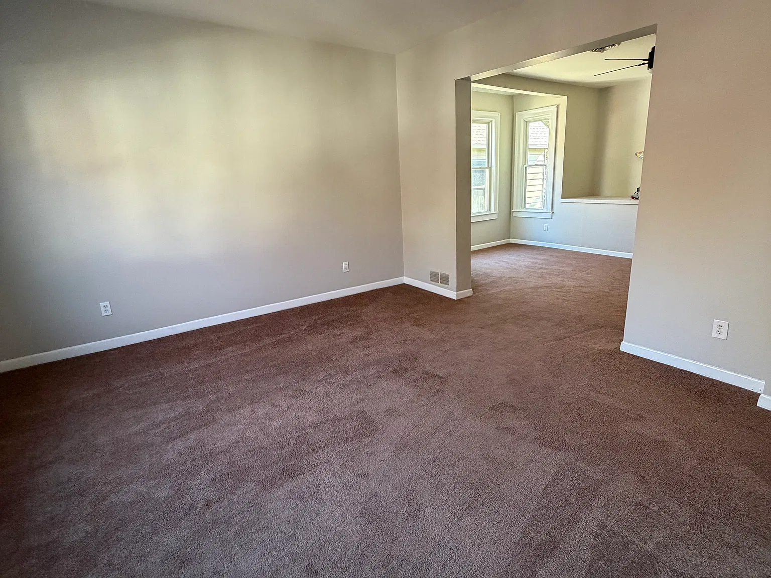 2 bed, 1161 sqft, $1,500 — Photo 4