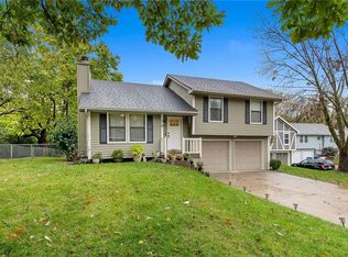 316 W Murray Rd, Liberty, MO 64068
