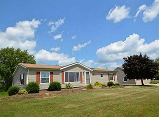 947 Achortown Rd, Beaver Falls, PA 15010