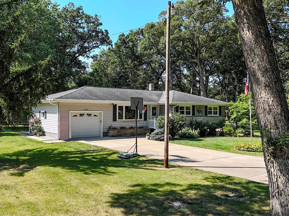 1st image of 8901 W 130th Ct