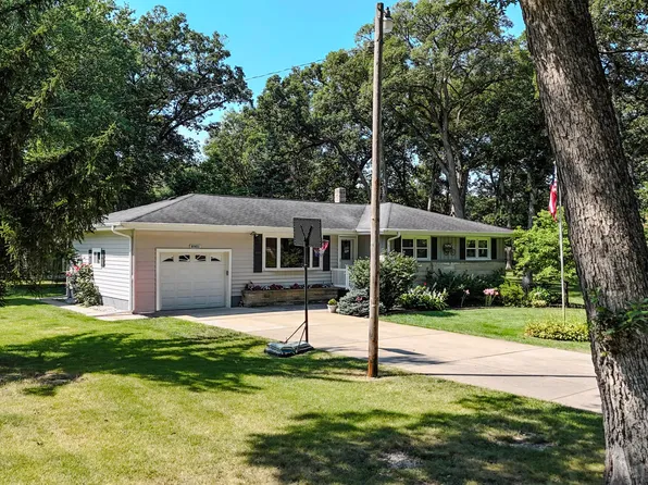 8901 W 130th Ct, Cedar Lake, IN 46303