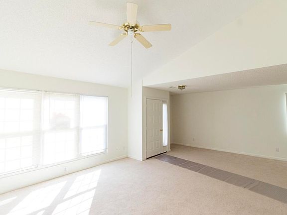 3rd image of 190 Washington Hbr