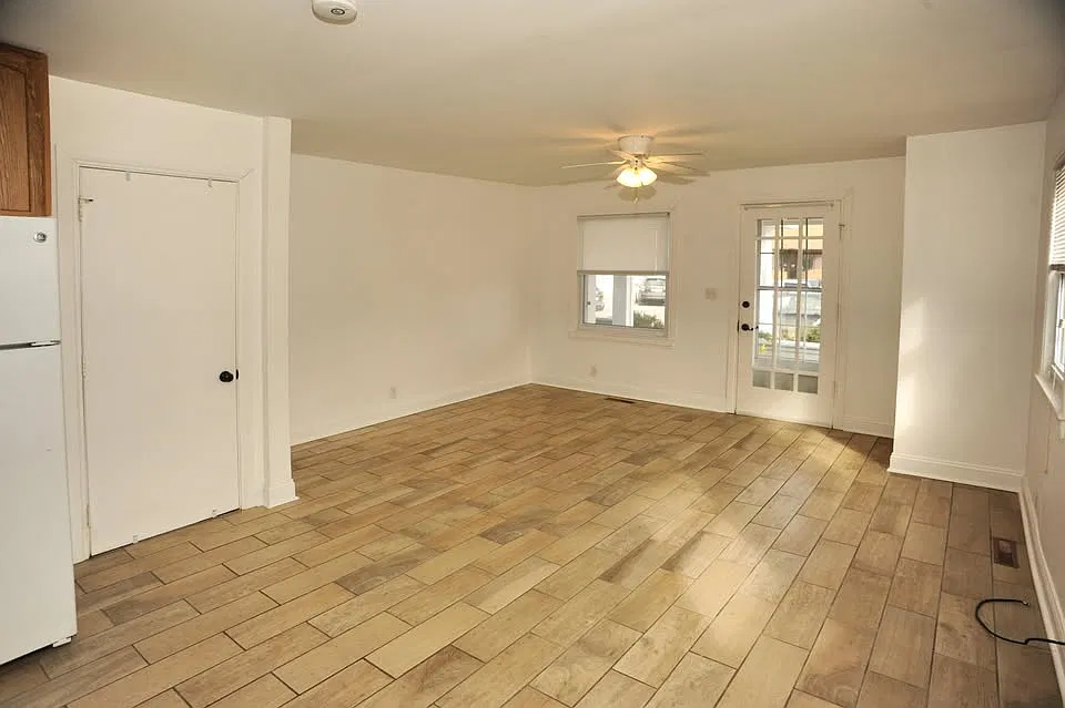 2 bed, $1,250 — Photo 3