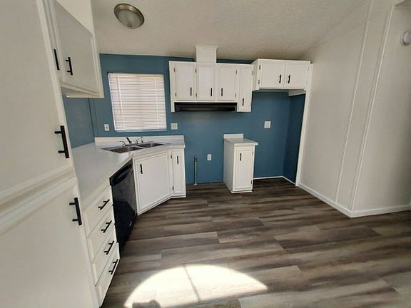 4th image of 2038 Palm St Spc 55