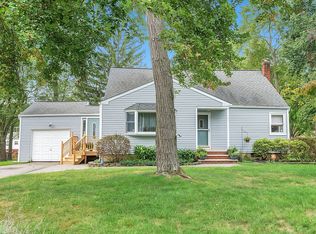 42 Christopher St, Dover, NJ 07801