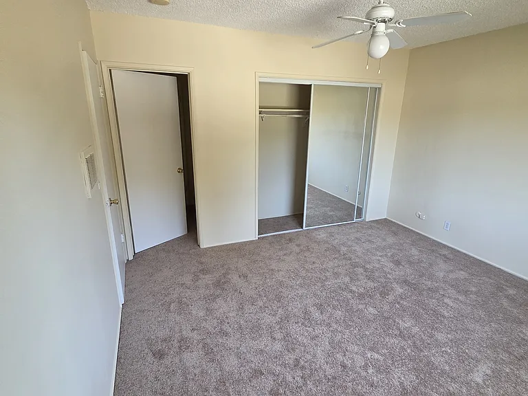 1029 Magnolia St #D — Photo 8