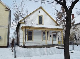 641 19th Ave NE, Minneapolis, MN 55418