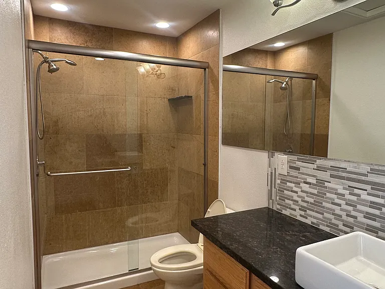 422 E Morris Ave #1 — Photo 11