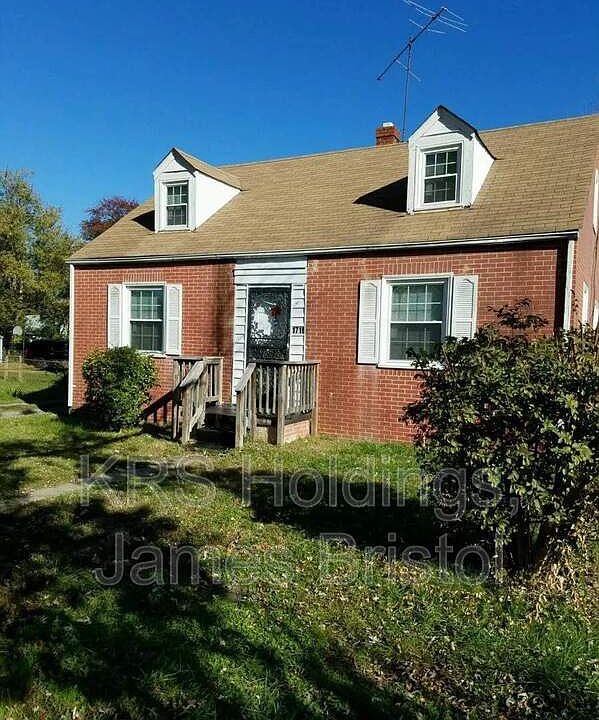 1st image of 1710 Watts Ln