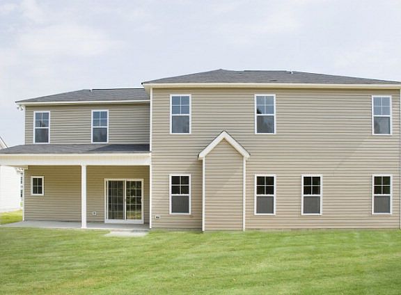 5th image of 1107 Shelley Dr