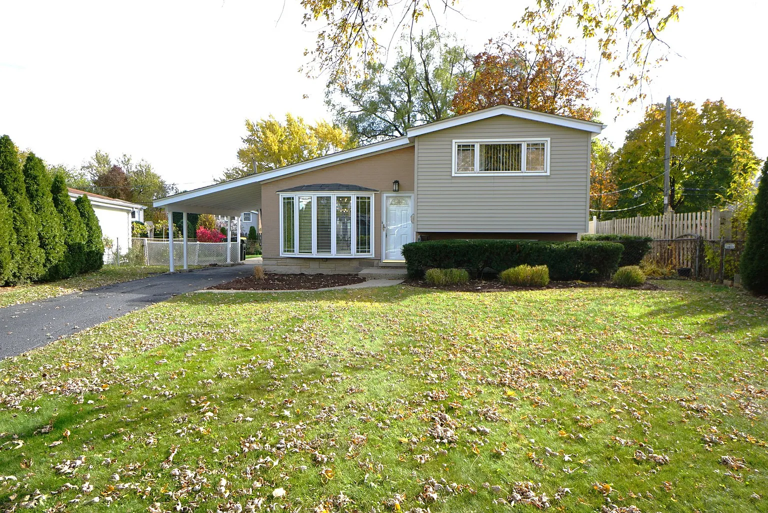 203 Valerie Ct photo 1