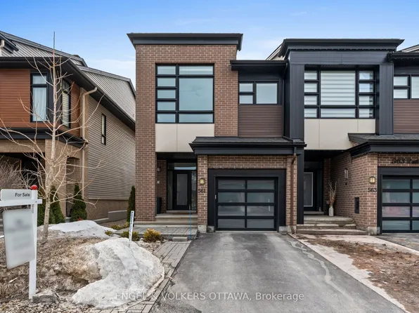 561 Rathburn Ln, Ottawa, ON K1T 0T3