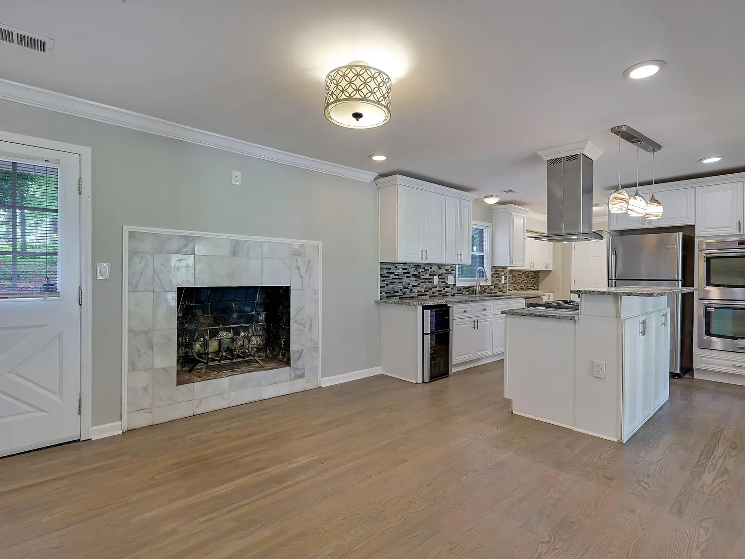3665 Las Olas Dr — Photo 4