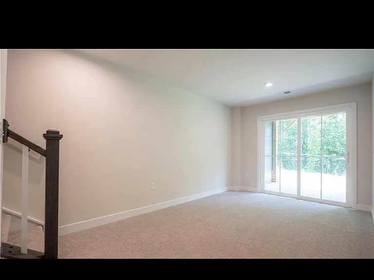 961 Woods Chapel Rd — Photo 17