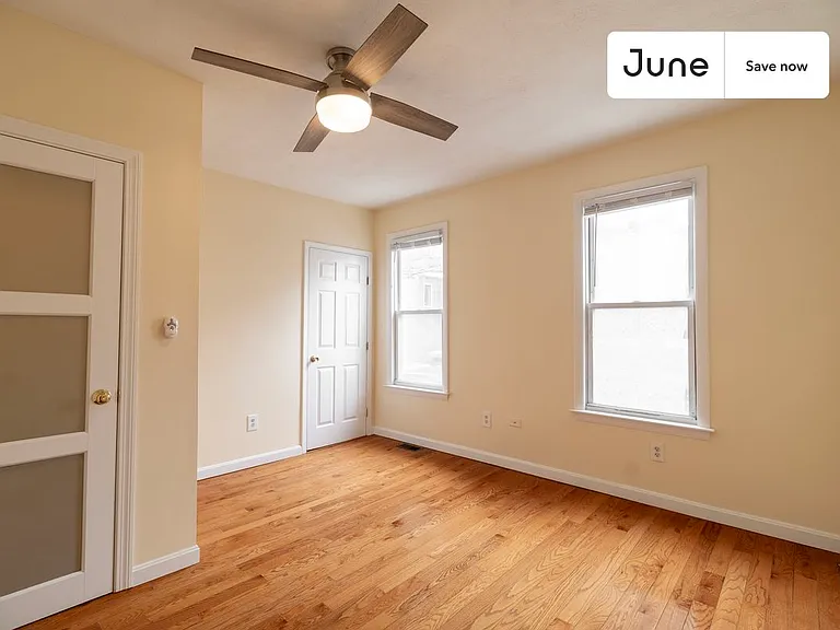 277 Paris St — Photo 14