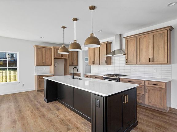 3rd image of 3071 Meadow Haven Ct