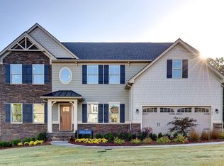 1087 Azzano Cir, Victor, NY 14564