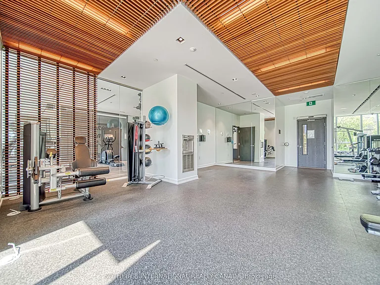 200 Sackville St #Penthouse 08 — Photo 39