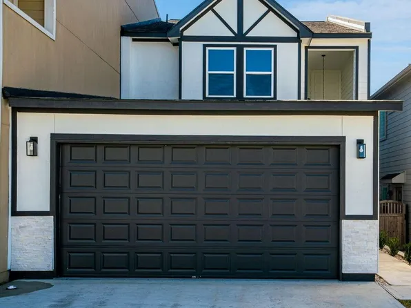 111 Capetown Way, Montgomery, TX 77356
