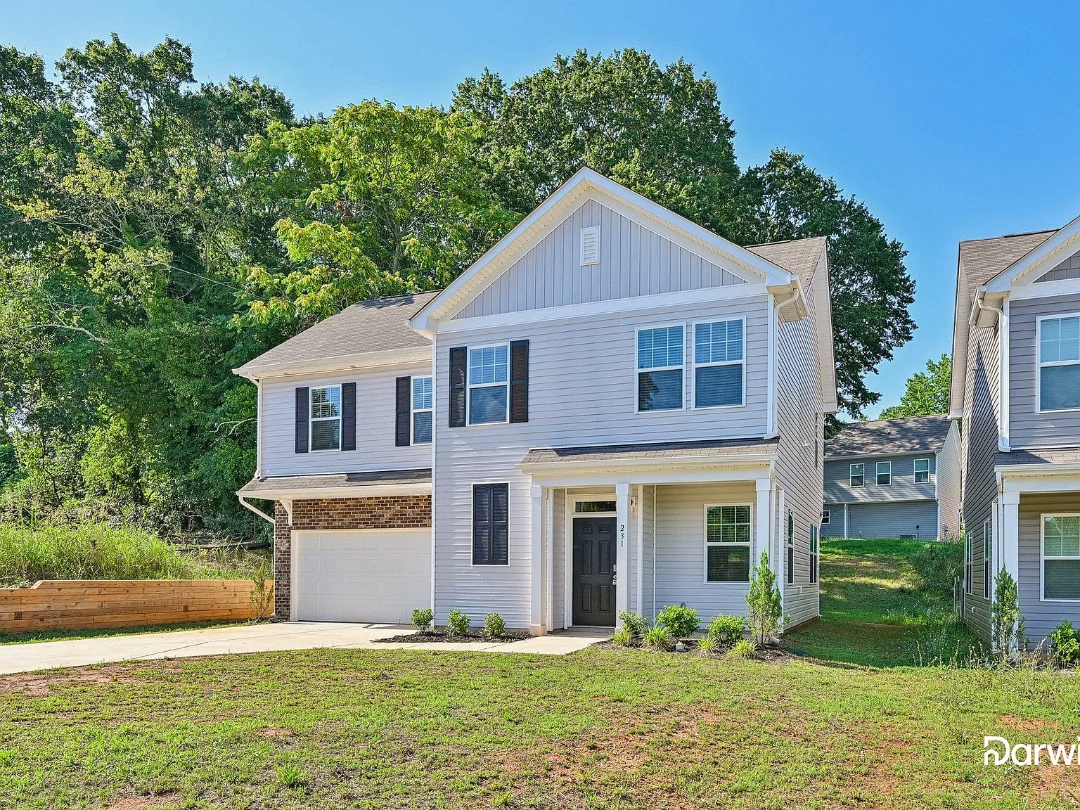 4 bed, 2.5 bath, 1738 sqft, $1,930 — Photo 3