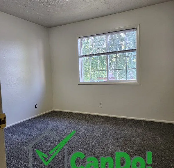 250 Carol Dr #1 — Photo 20