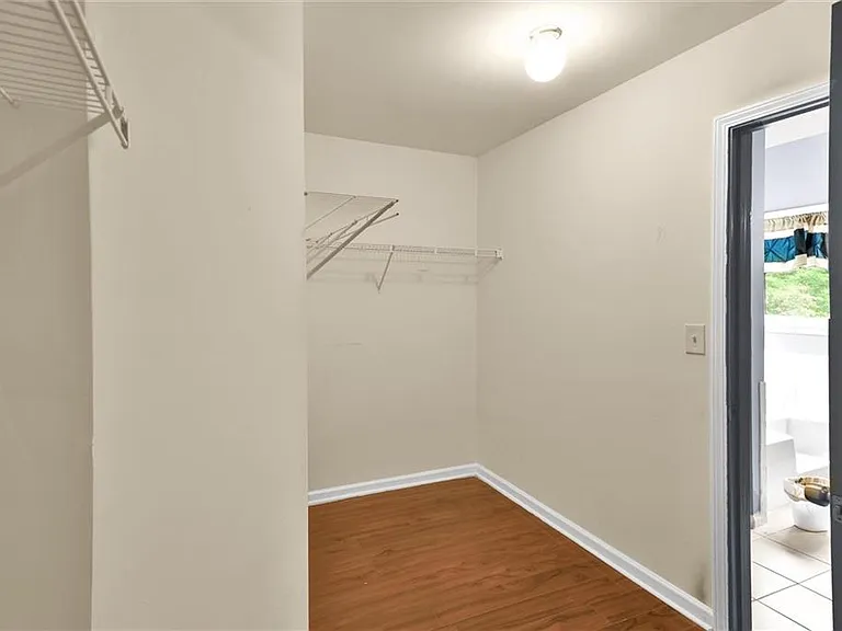 514 Rams Ct — Photo 53