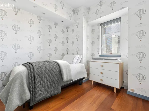 205 East 59th Street image 10 of 17