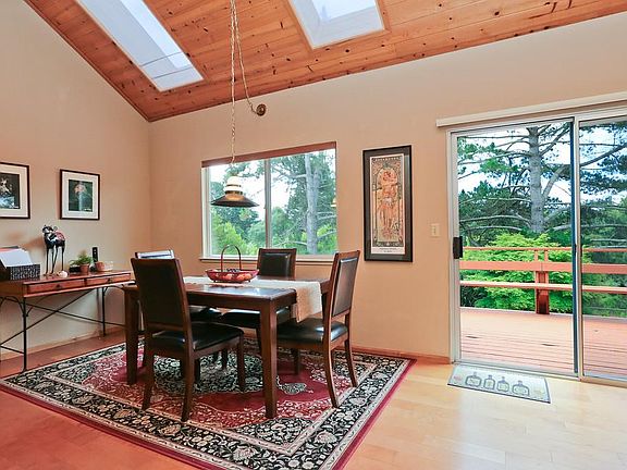 2nd image of 156 Provincetown Ct
