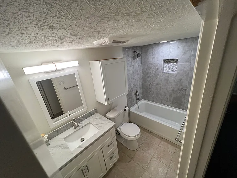 5233 Aztec Dr — Photo 12