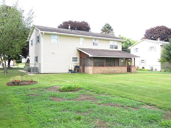 5th image of 13 Penn View Dr