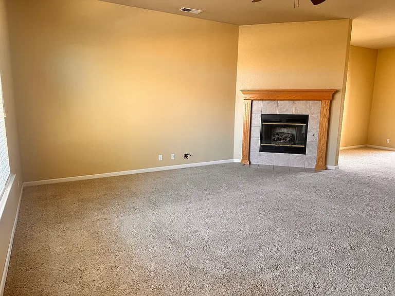 1218 Dog Leg Dr — Photo 5