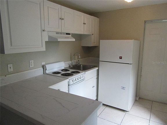 2nd image of 1475 24th St N #B